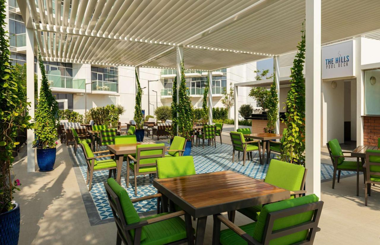 Radisson Dubai Damac Hills酒店 外观 照片
